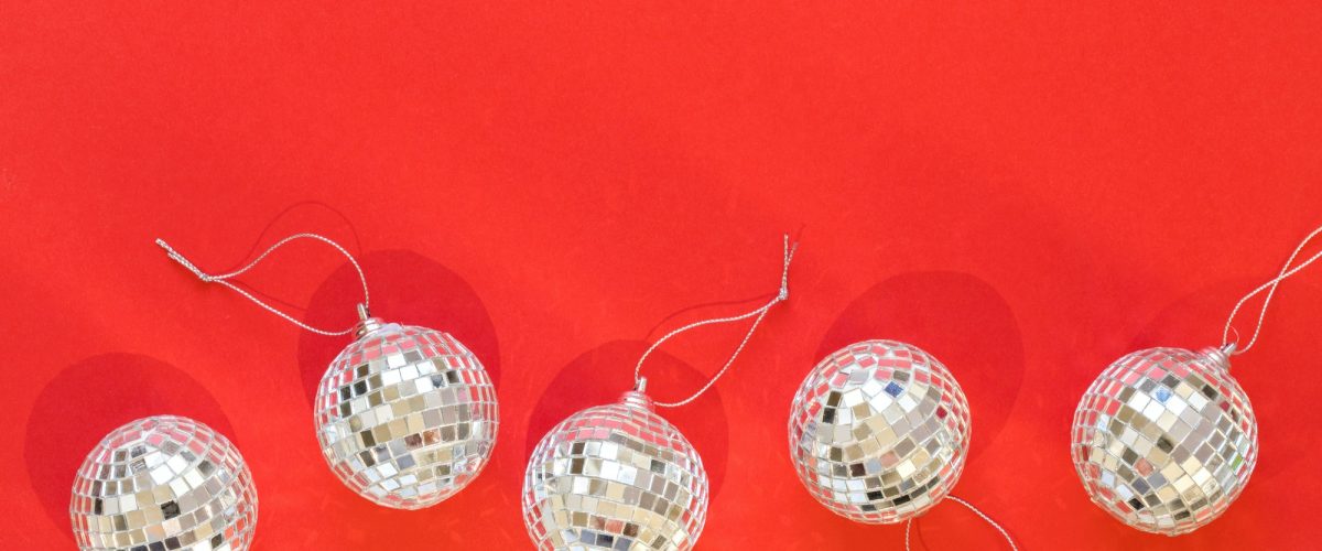 Mirror disco balls Greeting card concept voor Christmas, New Year, party